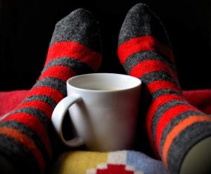 reasons to wear compression socks and their benefits