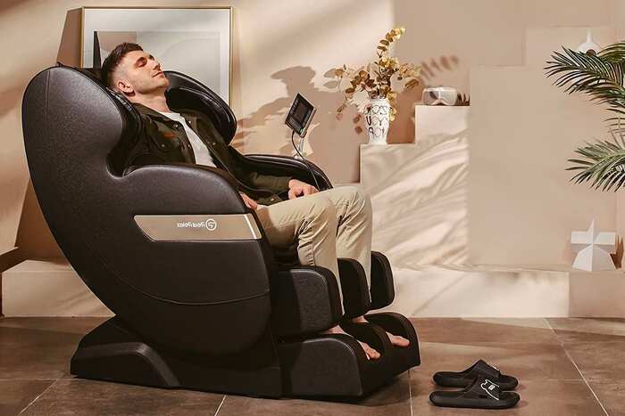 how to use massage chairs at planet fitness